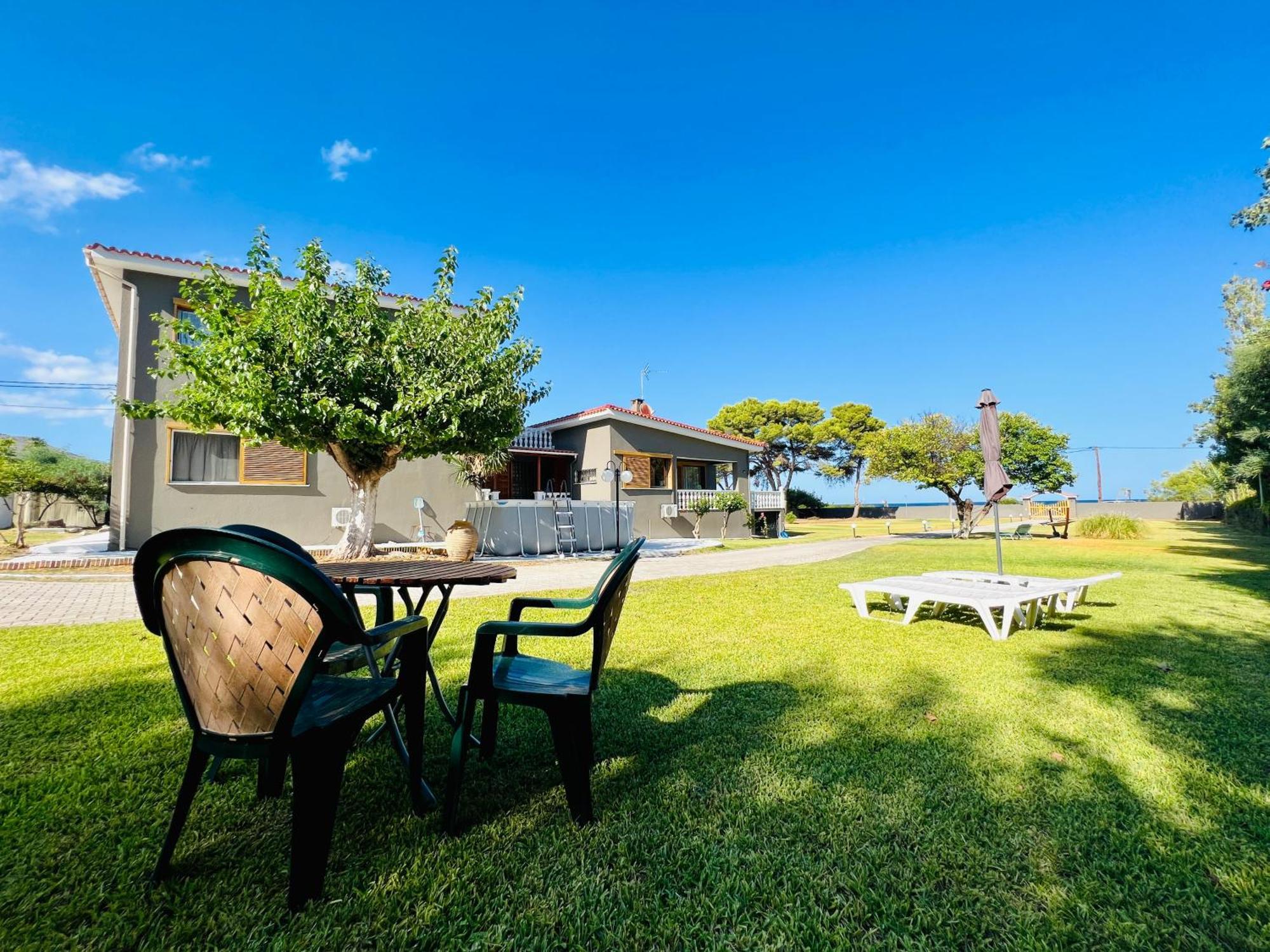 Отель Gazonia Family Estate Skala  Экстерьер фото